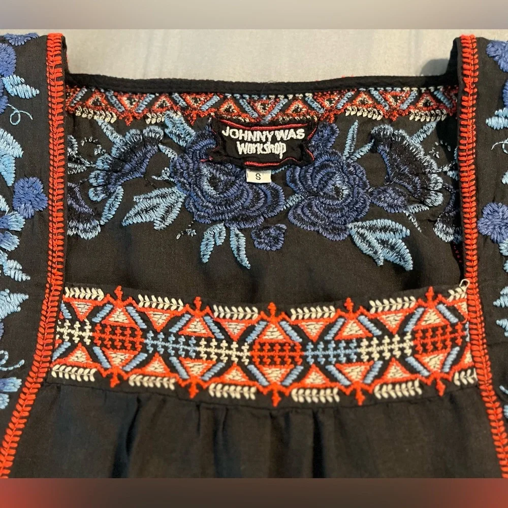 Johnny Was Black Zelda Mexican Peasant Blouse with Blue/Red Embroidery Small - Picture 10 of 15